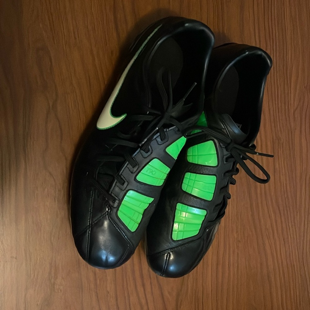Nike Total 90 FG soccer cleats